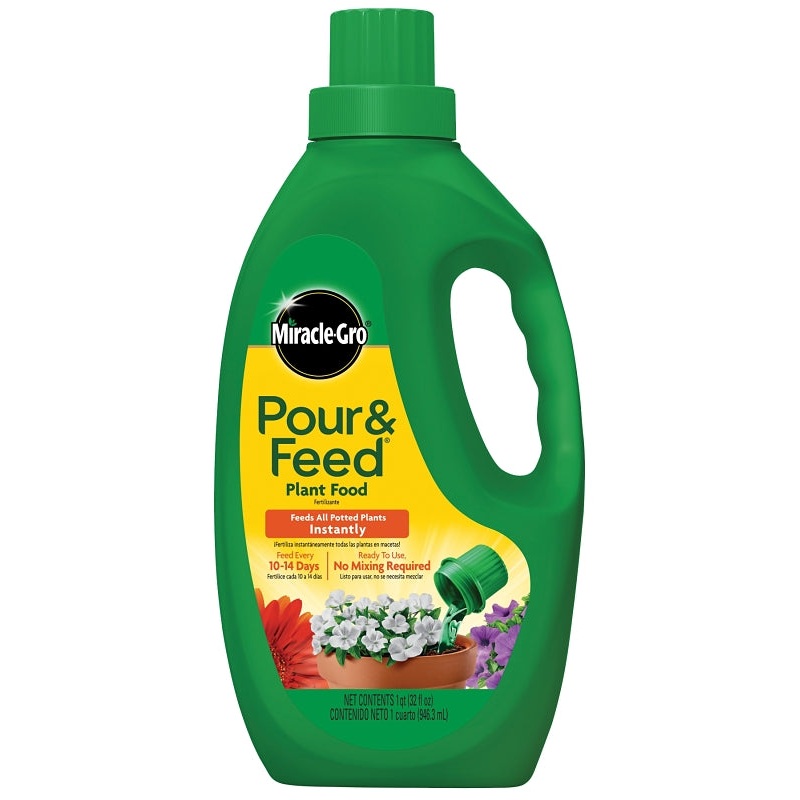 Miracle-Gro Pour & Feed 1006002 Plant Food, 32 oz Bottle, Liquid, 0.02-0.02-0.02 N-P-K Ratio