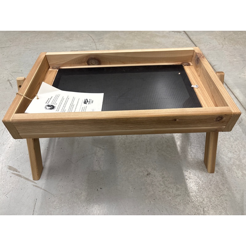 Cedar Platform Bird Feeder