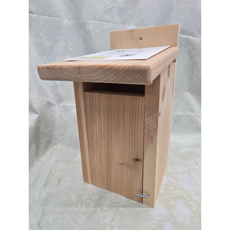 LM Sparrow Res Bluebird Feeder