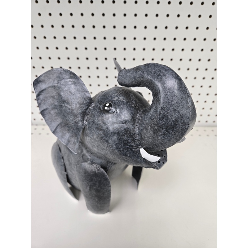 Elephant-Shaped Watering Can for Birds