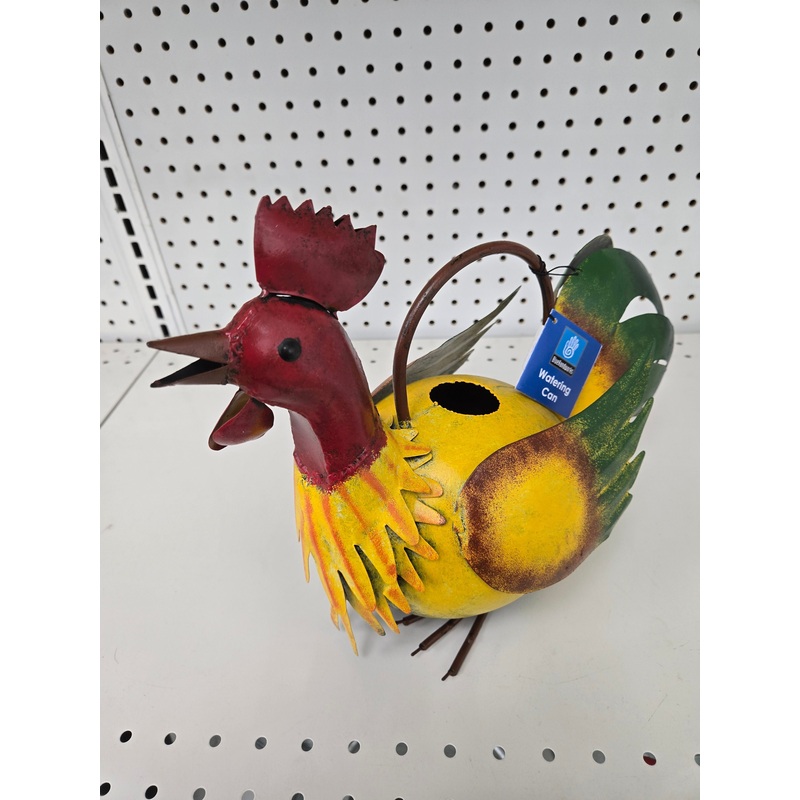 Rooster-Shaped Watering Can for Wild Birds