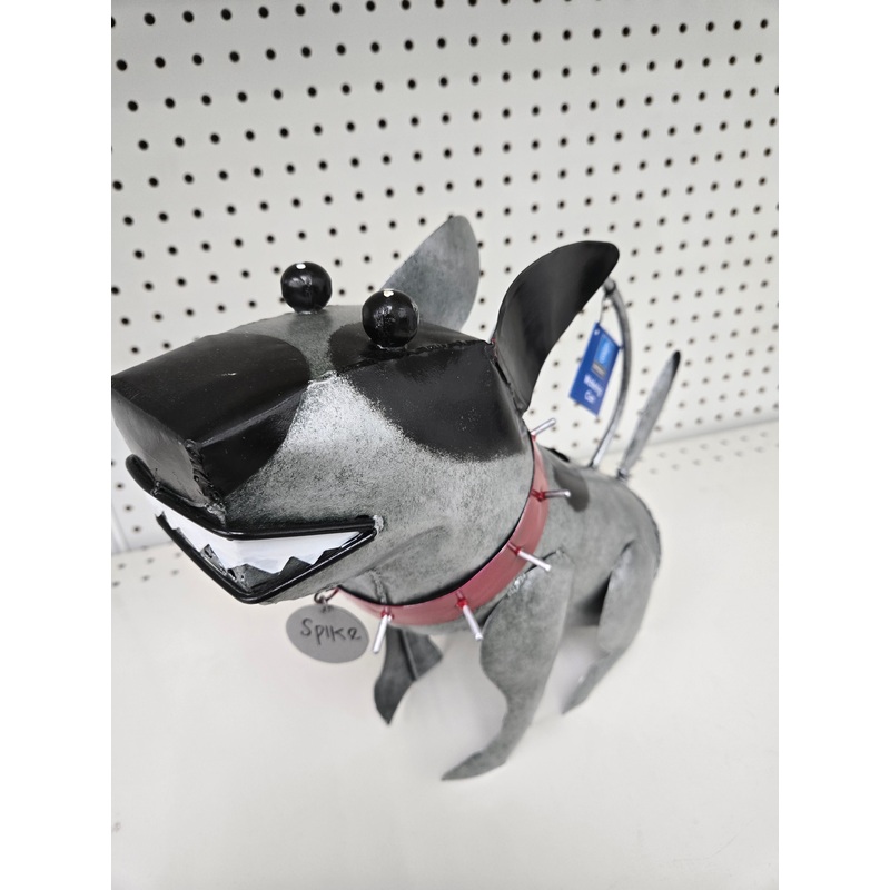 Spike Dog Watering Can for Wild Birds