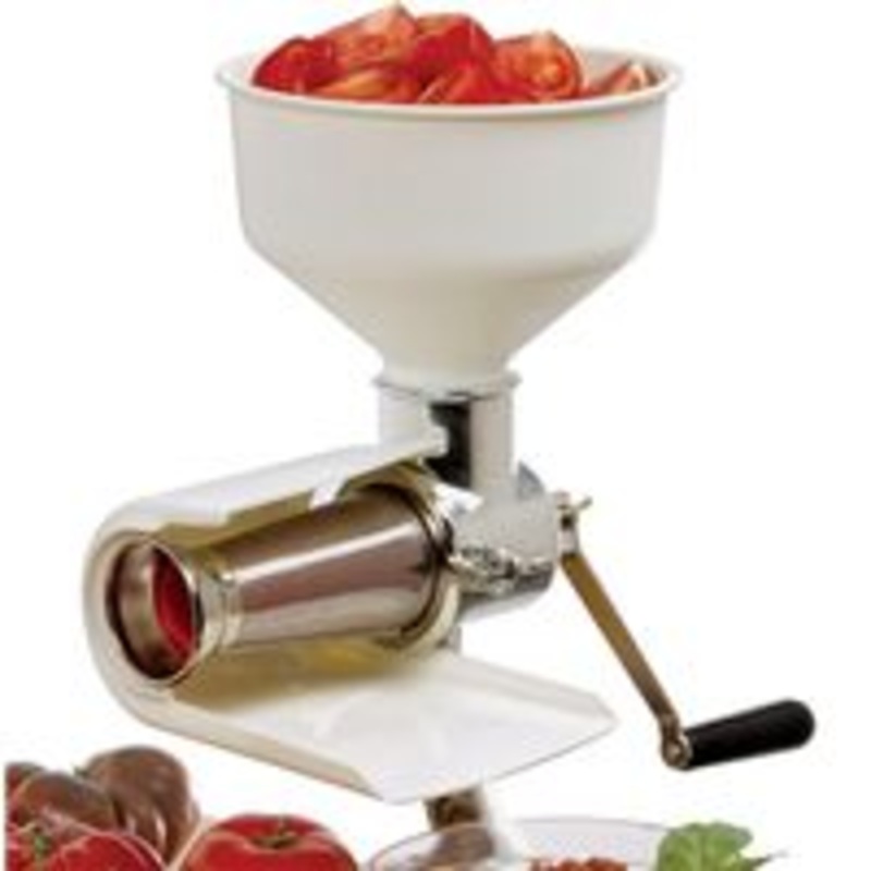 Sauce Master 90 oz 3 Qt Saucepan