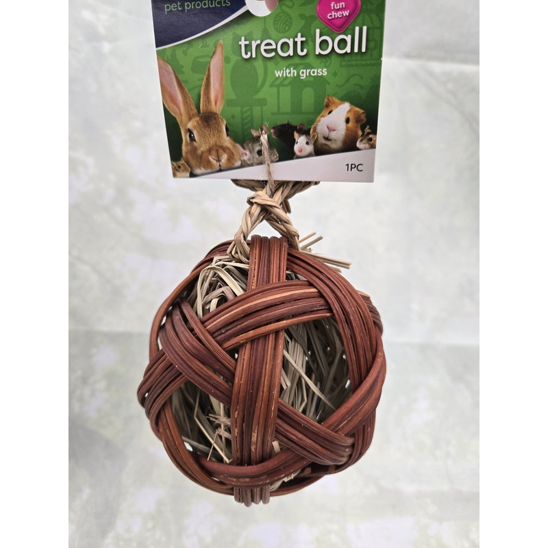 Small Animal Edible Ball – 4 Inch