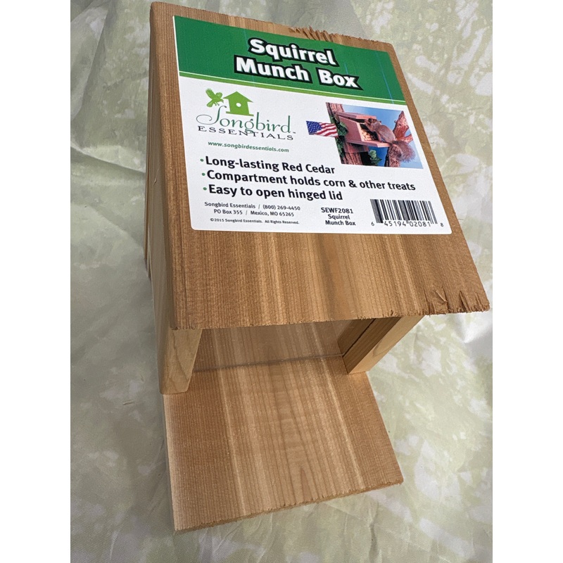 Squirrel Munch Box Bird Feeder