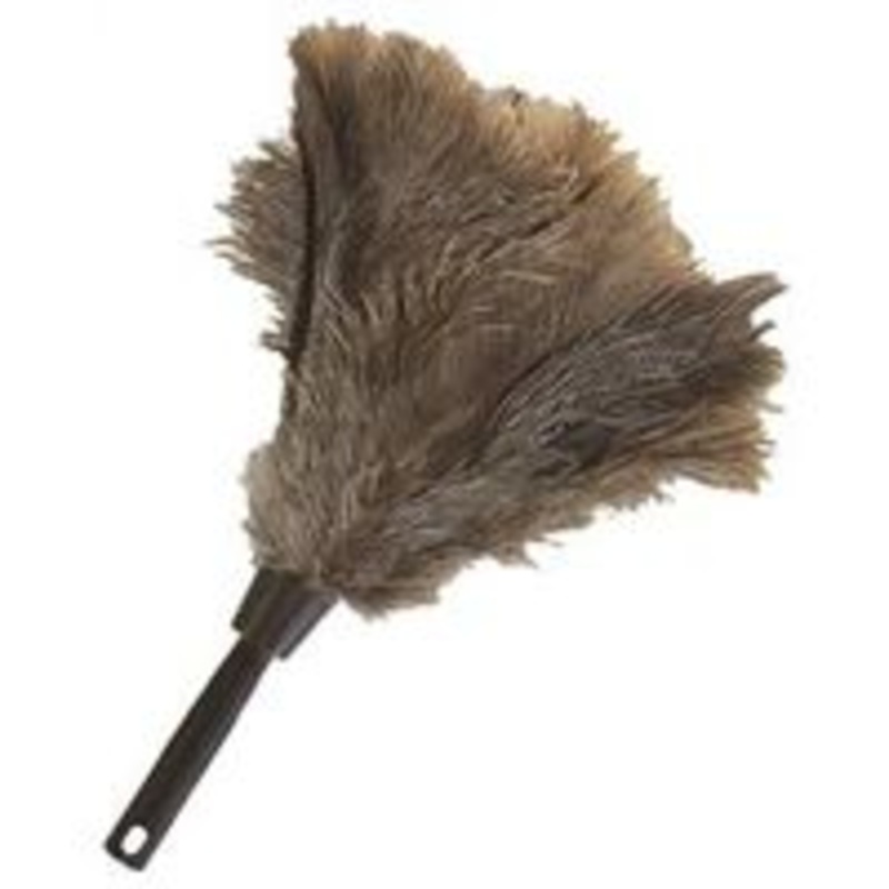 18 Ostrich Feather Duster