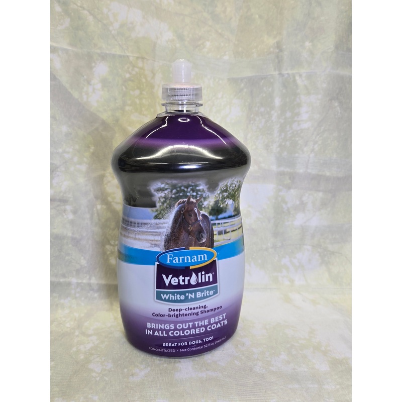 32 oz White Brit Shampoo (1.5 lbs)