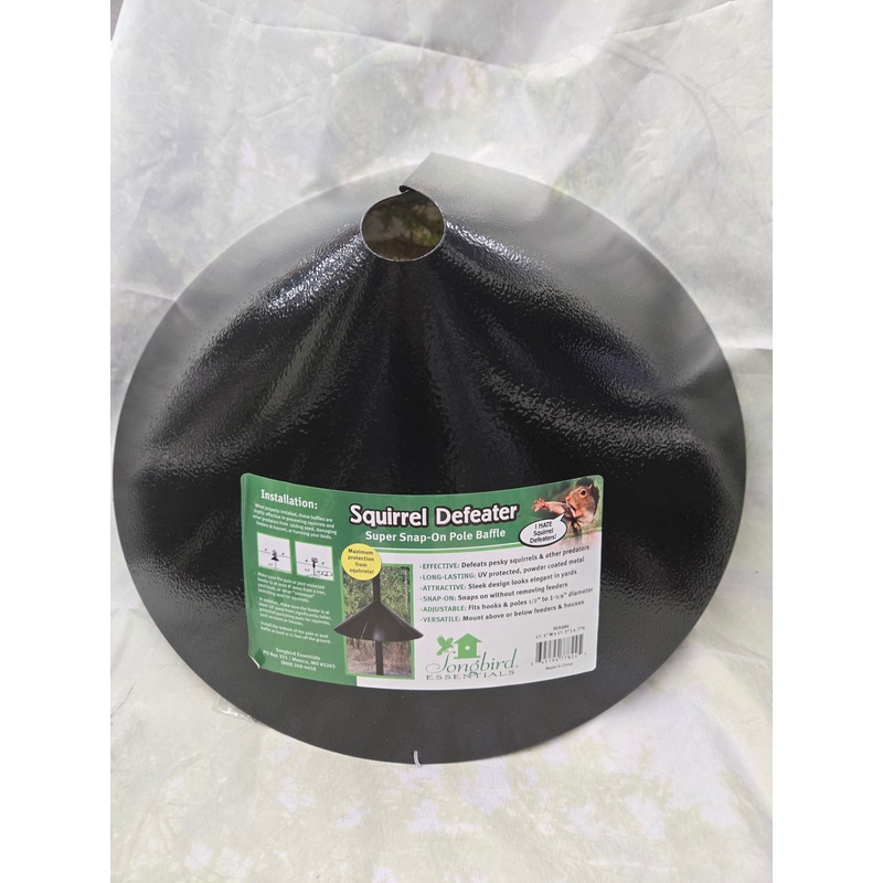 Squirrel Super Snap-On Wild Bird Feeder