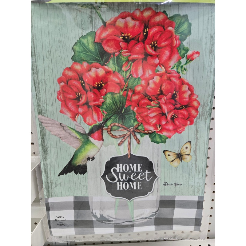 Geranium Garden Flag for Wild Birds