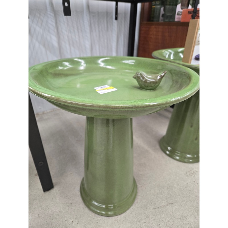 Green Bird Bath for Wild Birds